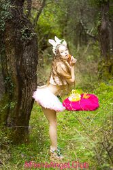 Чтобы ты сделал, если бы меня в лесу встретил?