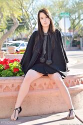 Я без трусиков гуляю