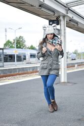 Пошлые девушки трусиков не носят