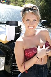 От клиентов отбоя нет