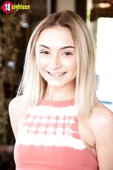 Миленькая, голенькая и доступная!