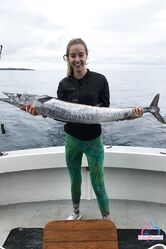 Она моя королева а не шлюха!