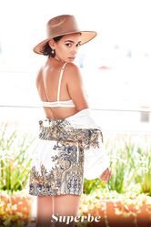 У меня красивая пизда. А чем можешь гордиться ты?